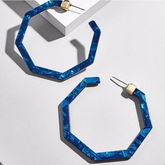 Jewelry - Blue Tortoise Shell Acrylic Geometric Hoop Earring